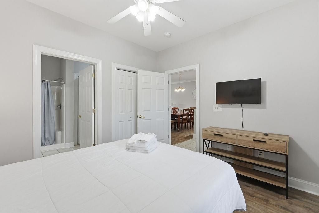 4803 Bovardia Pl.  Photo 11