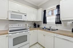 4803 Bovardia Pl.  photo 4