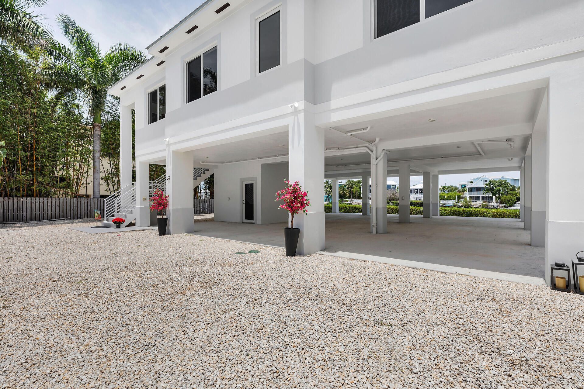 38 N Bounty Lane, Key Largo, FL 33037 Photo