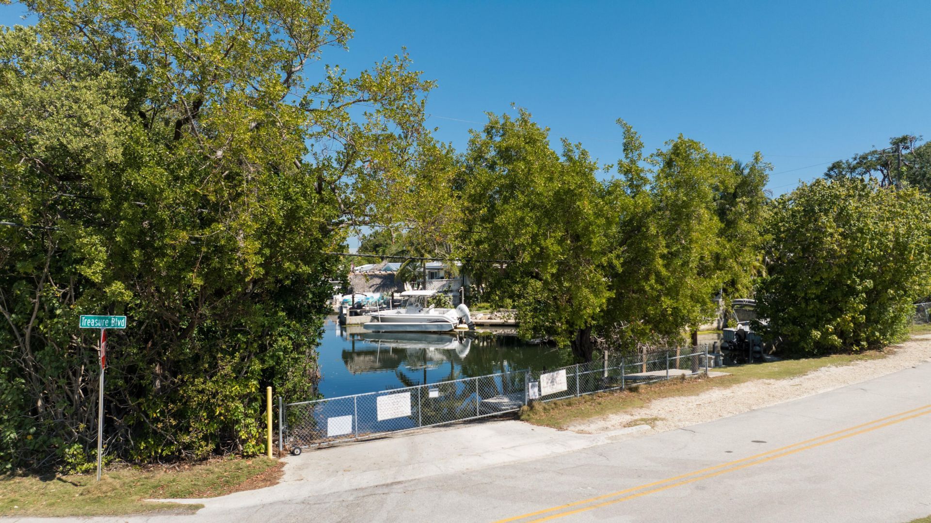 38 N Bounty Lane, Key Largo, FL 33037 Photo