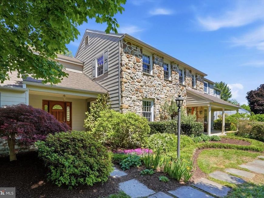 851 Box Hill Lane, Wayne, PA 19087 Main Photo