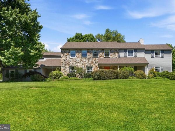 851 BOX HILL LANE , WAYNE, PA 19087