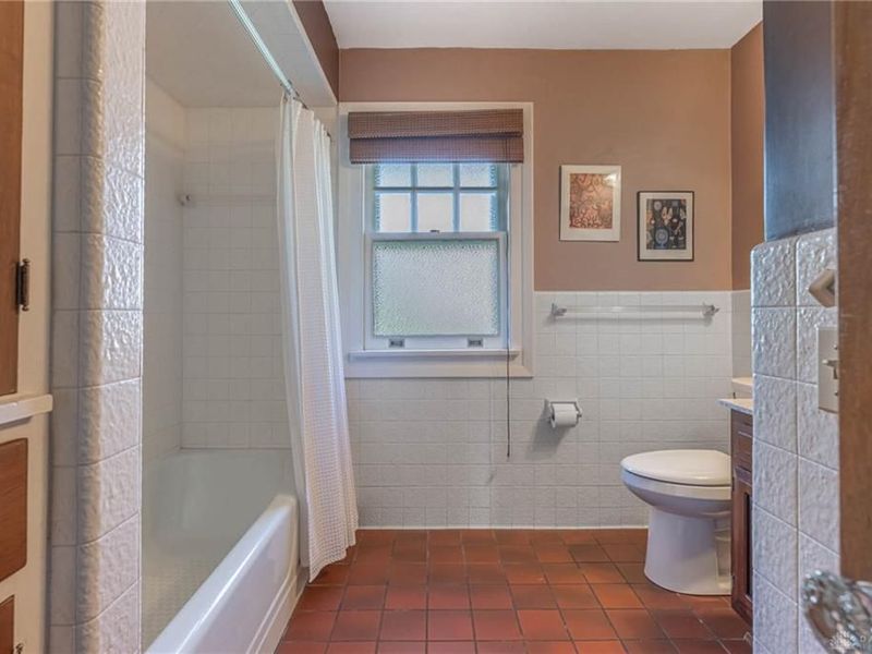 158 E Dixon Avenue, Oakwood, OH 45419 Photo 37