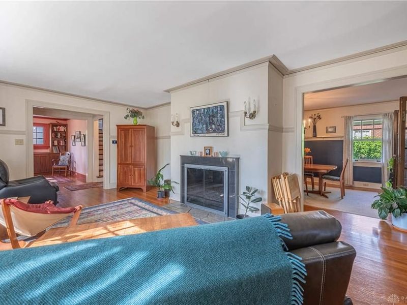 158 E Dixon Avenue, Oakwood, OH 45419 Photo 5