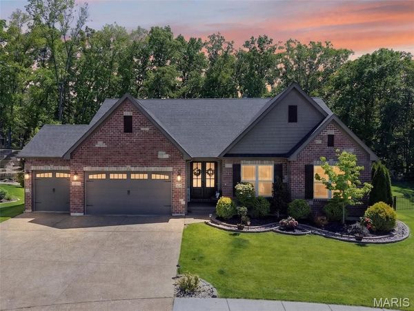 524 Stonewolf Creek Drive, Wentzville, MO 63385