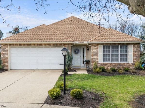 16406 Logan Court , Strongsville, OH 44136