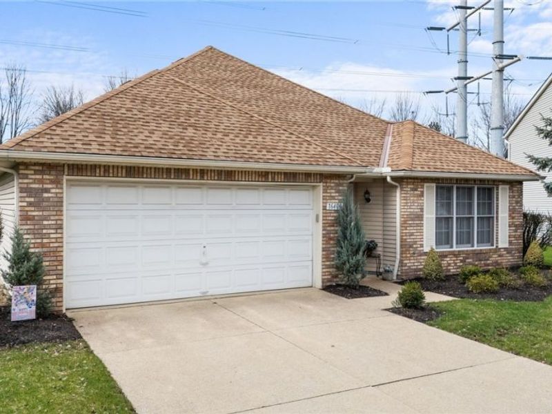 16406 Logan Court, Strongsville, OH 44136 Photo 2