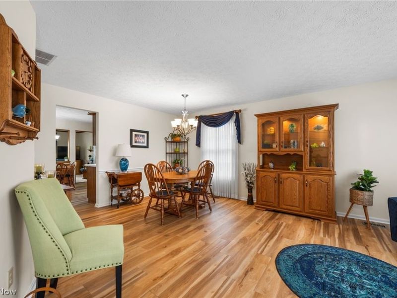 16406 Logan Court, Strongsville, OH 44136 Photo 8