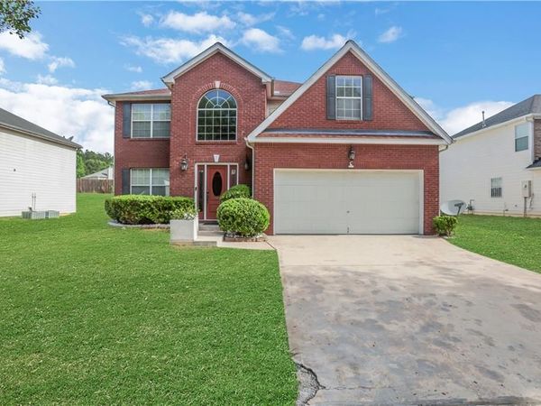 5870 Sunflower Court , Ellenwood, GA 30294