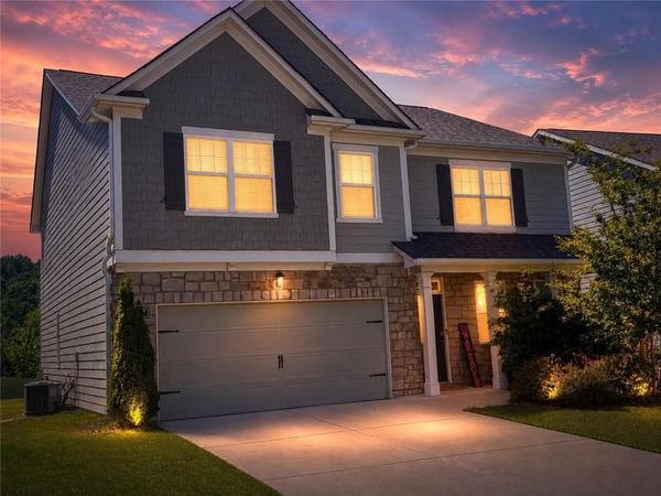 6817 Scarlet Oak Way, Flowery Branch, GA 30542