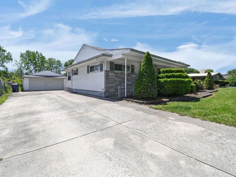 2365 Koebel Road , Columbus, OH 43207 Photo 26