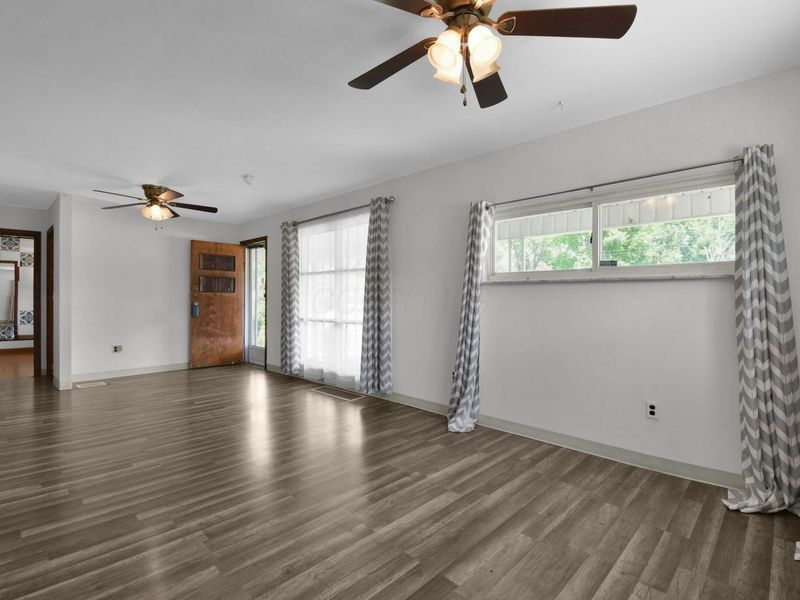 2365 Koebel Road , Columbus, OH 43207 Photo 4