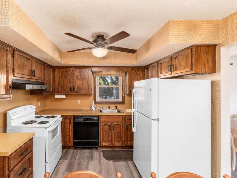 866 W Locust Street , Newark, OH 43055 Photo 11