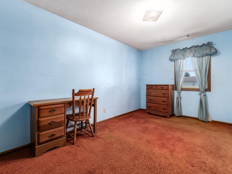 866 W Locust Street , Newark, OH 43055 Photo 18