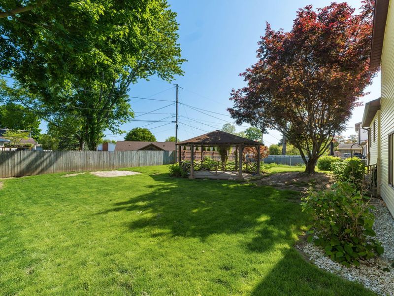 866 W Locust Street , Newark, OH 43055 Photo 31