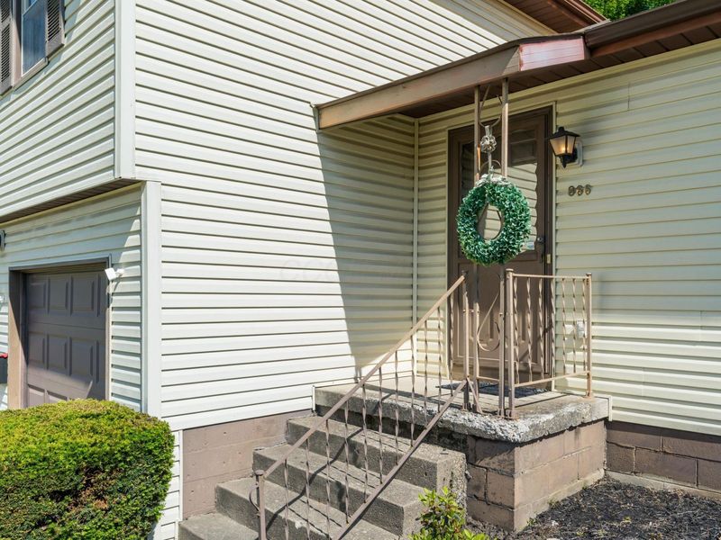 866 W Locust Street , Newark, OH 43055 Photo 4