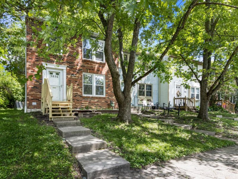 3856 Julia Court, Columbus, OH 43230 Photo 2