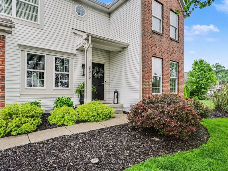 8376 Almond Park Drive, Blacklick, OH 43004 Photo 4