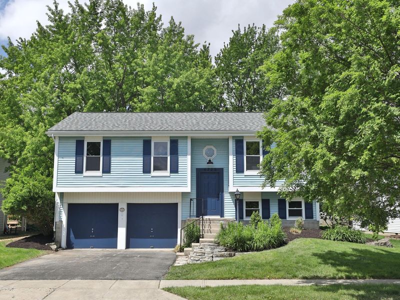 4729 Leybourne Drive , Hilliard, OH 43026 Photo 1