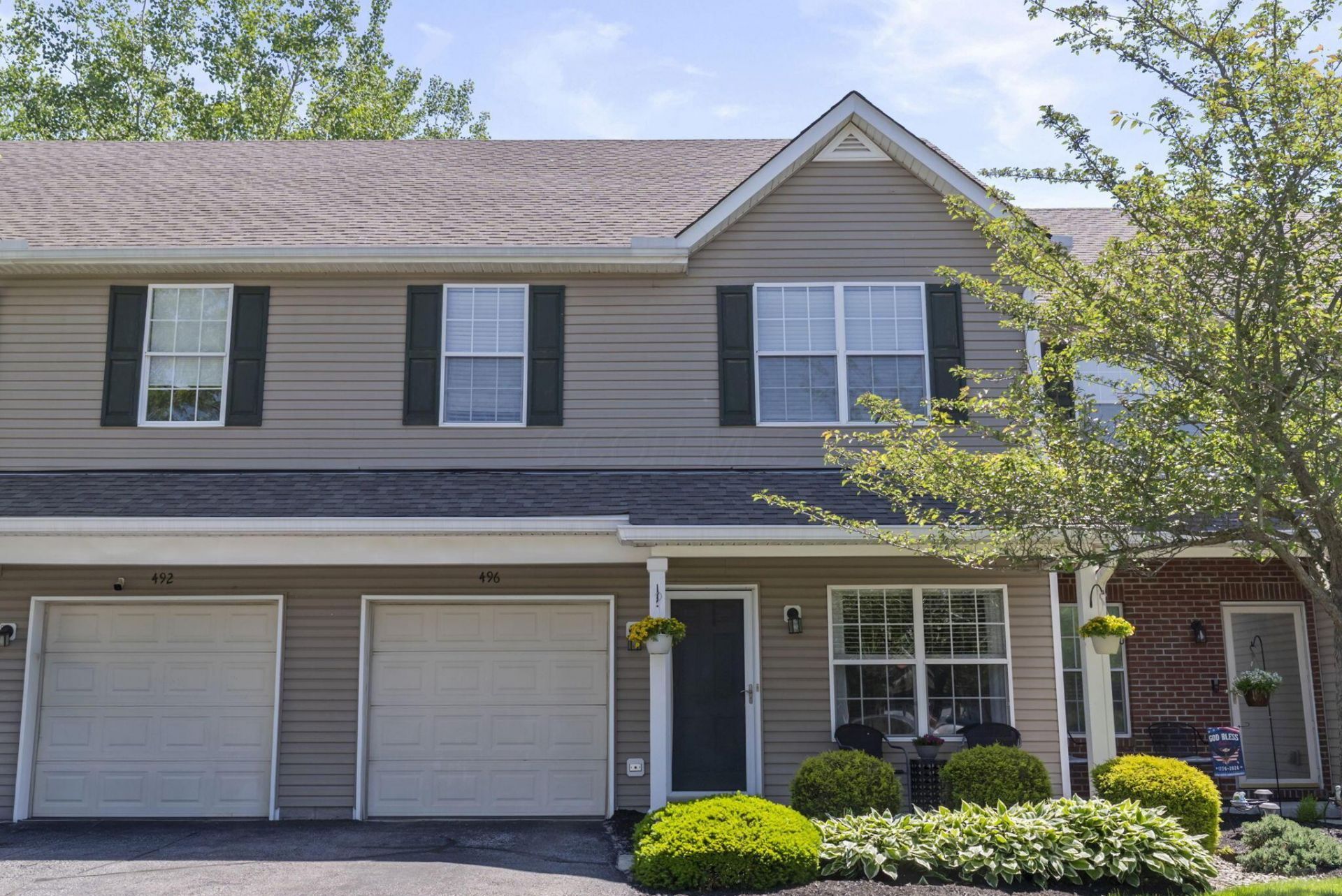 496 Fullers Circle , Pickerington, OH 43147 Main Photo