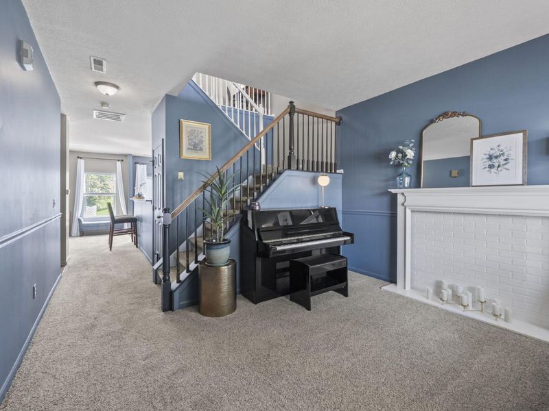 496 Fullers Circle, Pickerington, OH 43147 Photo 4