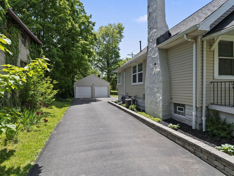 2465 Hyde Road, Grove City, OH 43123 Photo 35