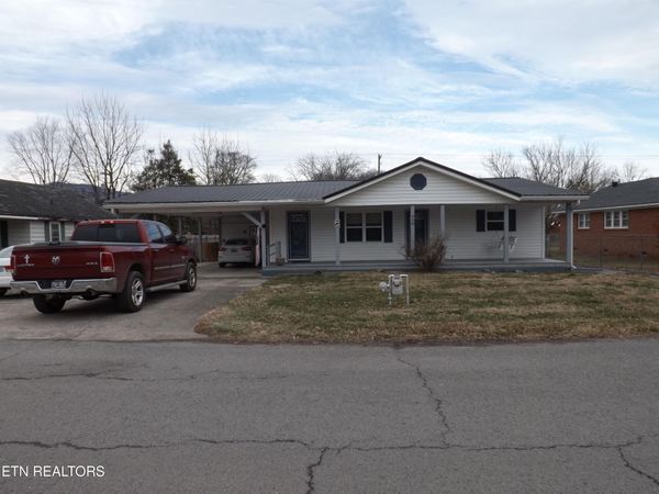 908 Chester Ave, Middlesboro, KY 40965