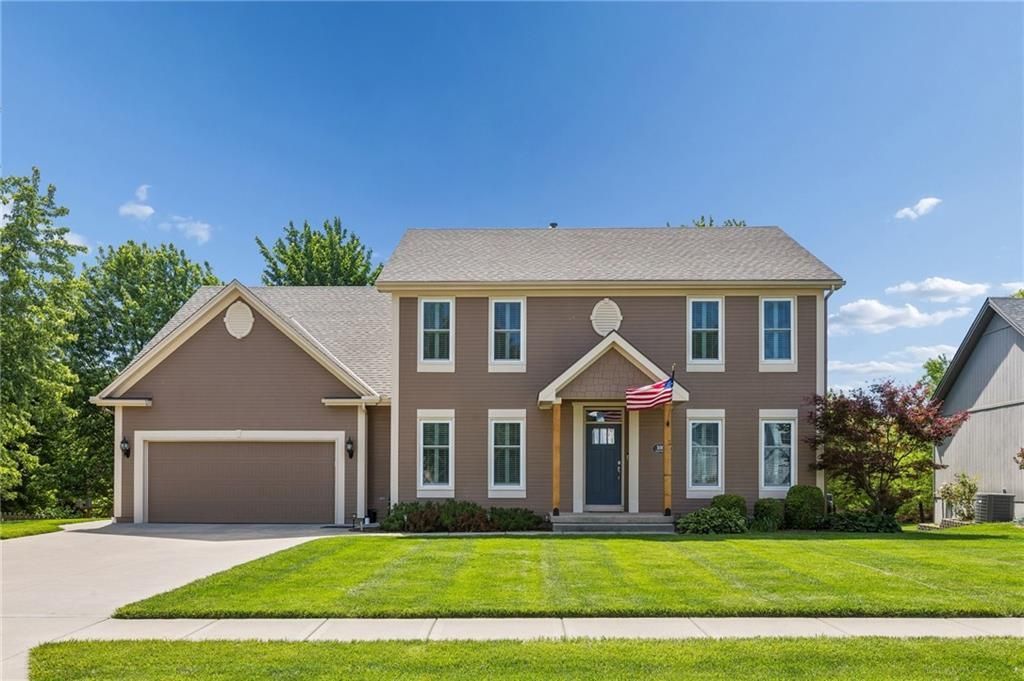 1021 Black Oak Drive, Liberty, MO 64068 Main Photo