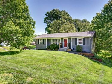 903 S Jefferson Street, Kearney, MO 64060