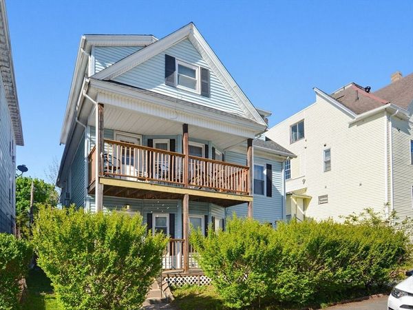 38 Oberlin St, Worcester, MA 01610