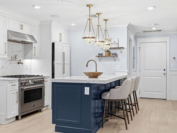 150-156 Athens St, Unit 2, Boston, MA 02127