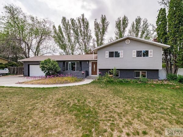2090 S Heather Lane, AMMON, ID 83406