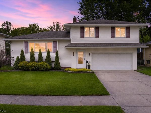 13665 Starlite Drive , Brook Park, OH 44142