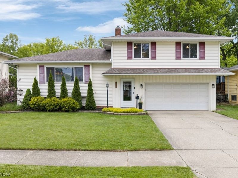 13665 Starlite Drive, Brook Park, OH 44142 Photo 2