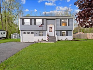 9467 Madison Avenue, Brewerton, NY 13029