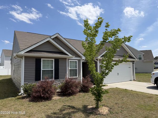 229 Brisk Drive , Zebulon, NC 27597