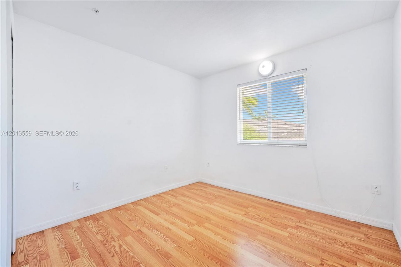 8912 W Flagler St, Unit 212, Miami, FL 33174 Photo