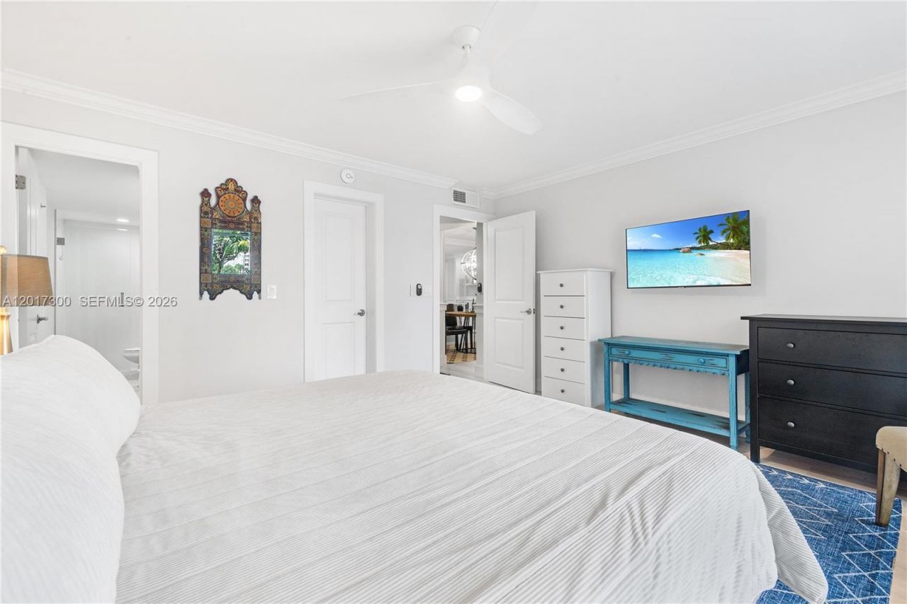 5 Bluebill , Unit 209, Naples, FL 34108 Photo