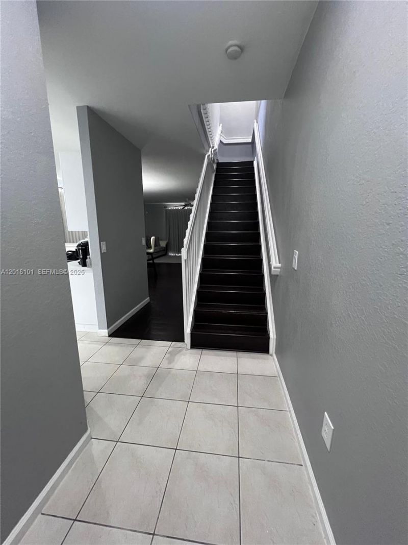 681 NW 42nd Ave, Unit -, Plantation, FL 33317 Photo