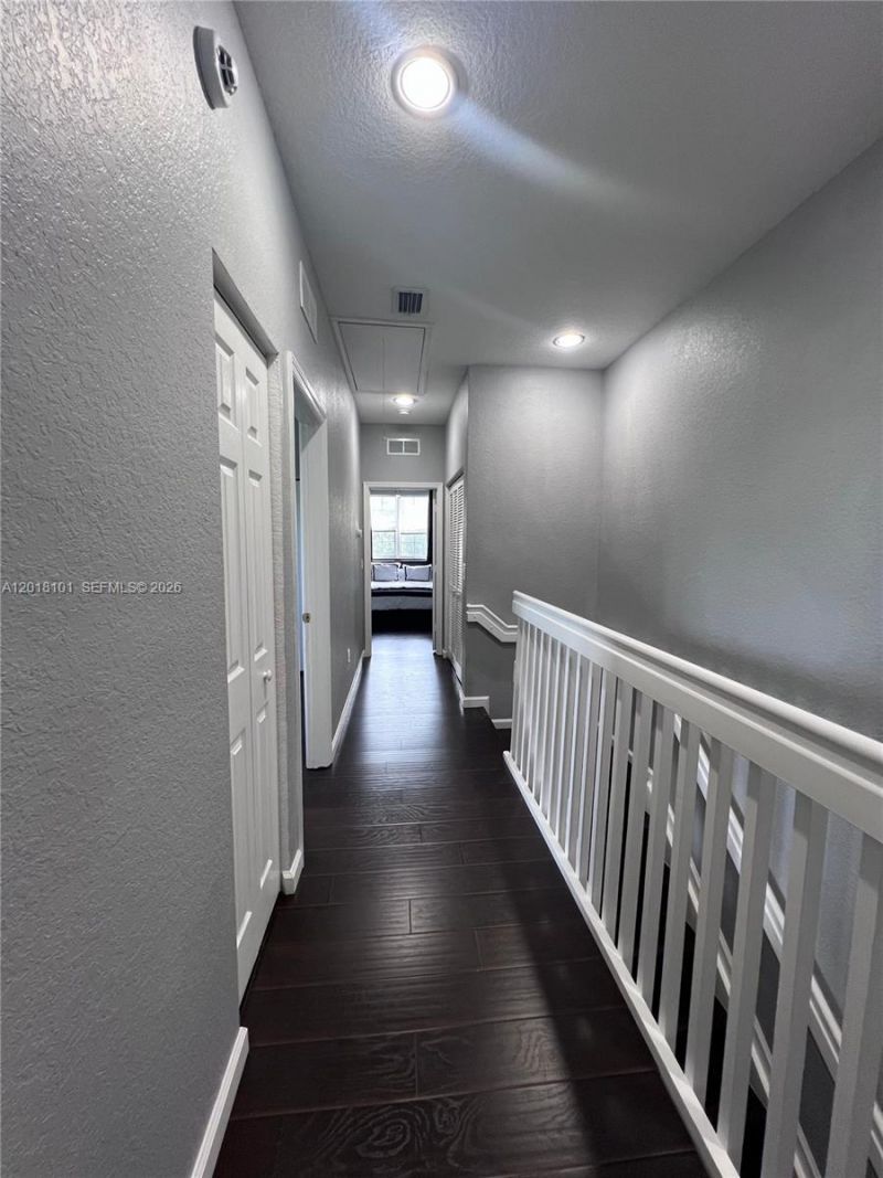 681 NW 42nd Ave, Unit -, Plantation, FL 33317 Photo