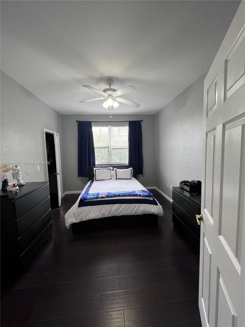 681 NW 42nd Ave, Unit -, Plantation, FL 33317 Photo