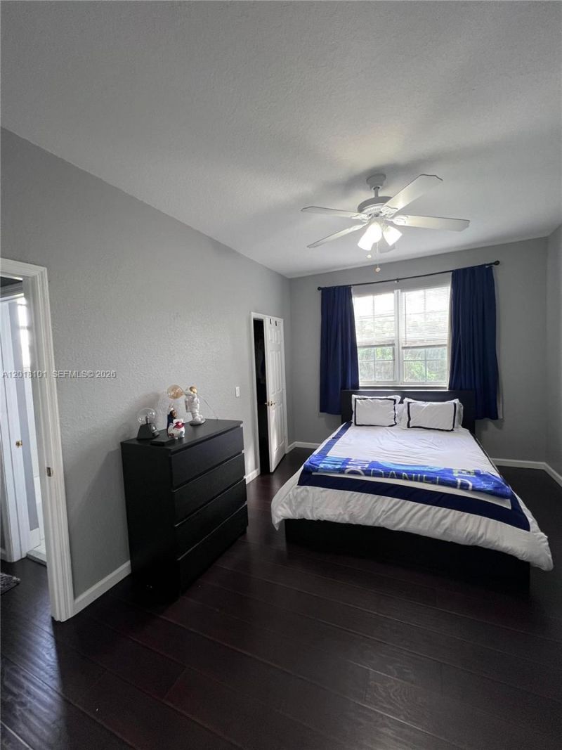 681 NW 42nd Ave, Unit -, Plantation, FL 33317 Photo