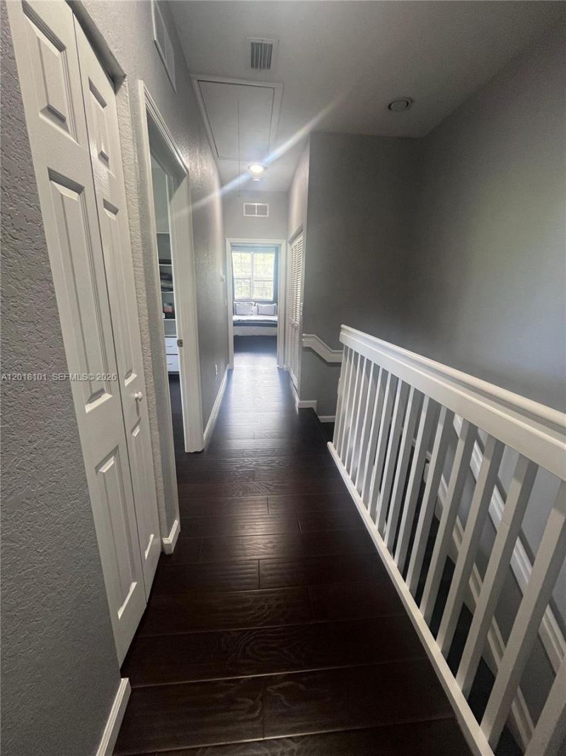 681 NW 42nd Ave, Unit -, Plantation, FL 33317 Photo