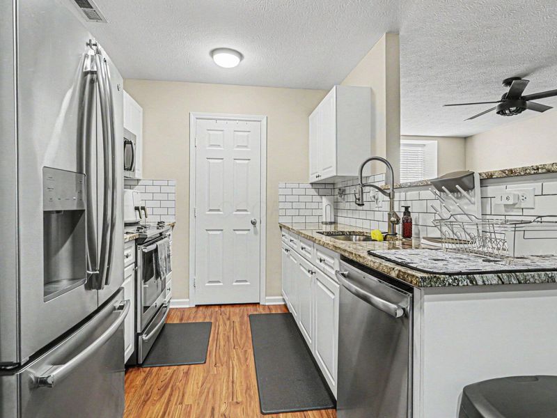 5987 Ferdinand Drive, New Albany, OH 43054 Photo 7