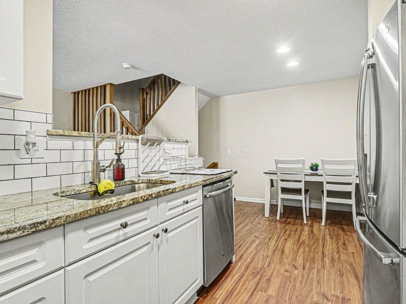 5987 Ferdinand Drive, New Albany, OH 43054 Photo 8