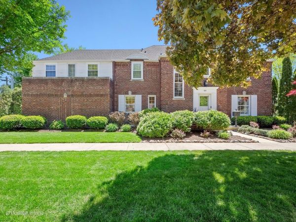 601 S Brainard Avenue , La Grange, IL 60525