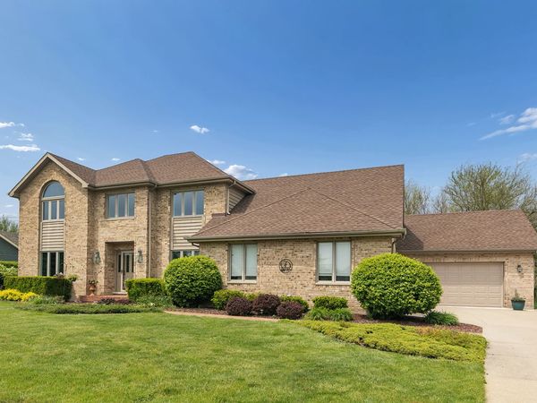 10612 Williamsburg Trail , Frankfort, IL 60423