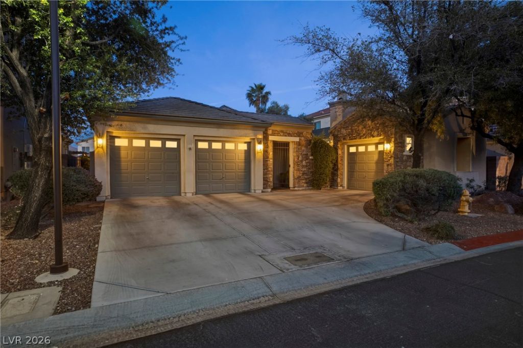 8220 Mount Logan Court, Las Vegas, NV 89131 Main Photo