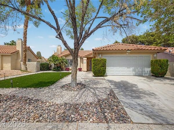 512 Macbrey Drive, Las Vegas, NV 89123
