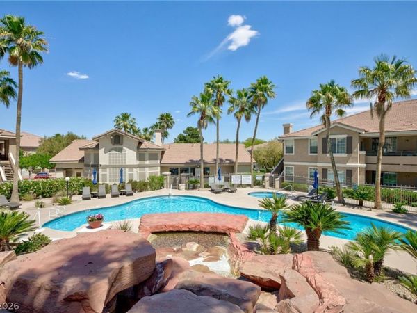 9901 Trailwood Drive , Unit 2055, Las Vegas, NV 89134